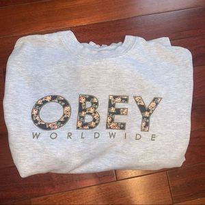 Obey crew neck